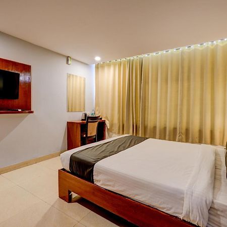 Hotel O V3R Residency Bangalore Eksteriør billede