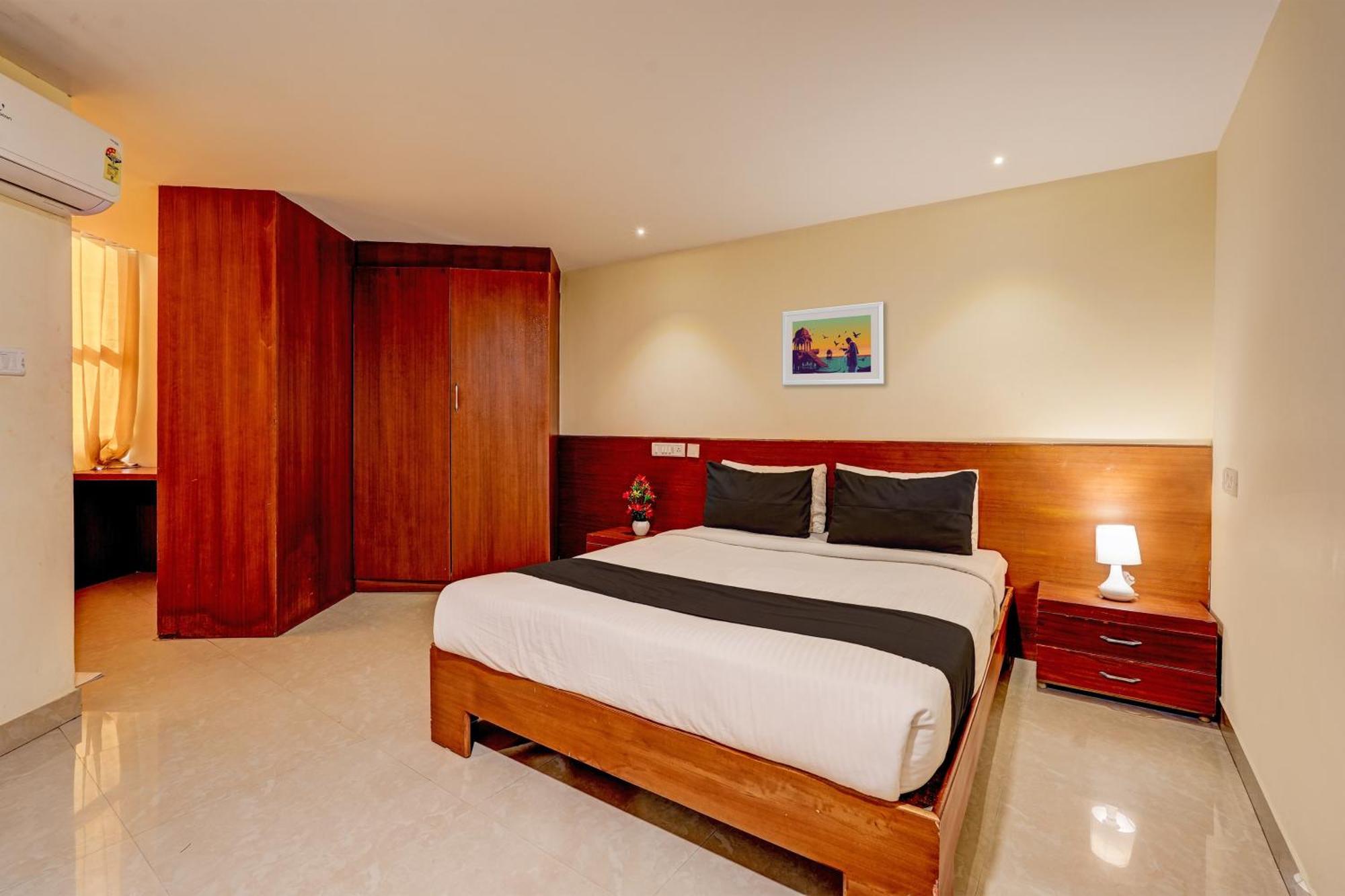 Hotel O V3R Residency Bangalore Eksteriør billede